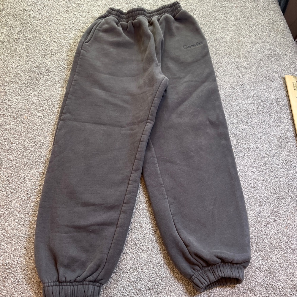 Comfrt Sweatpants boys large Charcoal Gray Elastic Waist Joggers Logo
